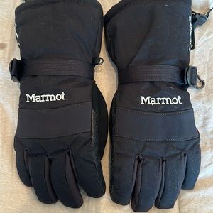 Marmot Women’s small ski gloves